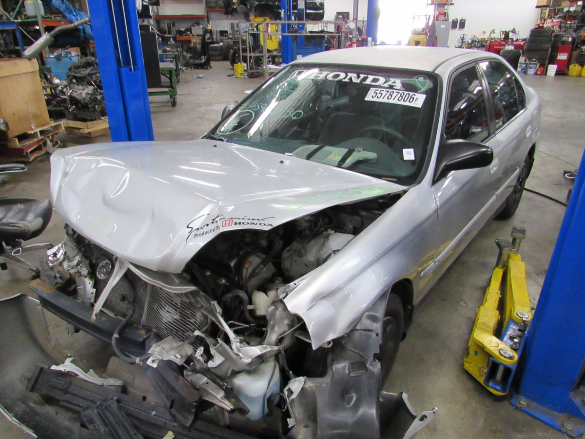 2000 Honda Civic - PART OUT — photo 1
