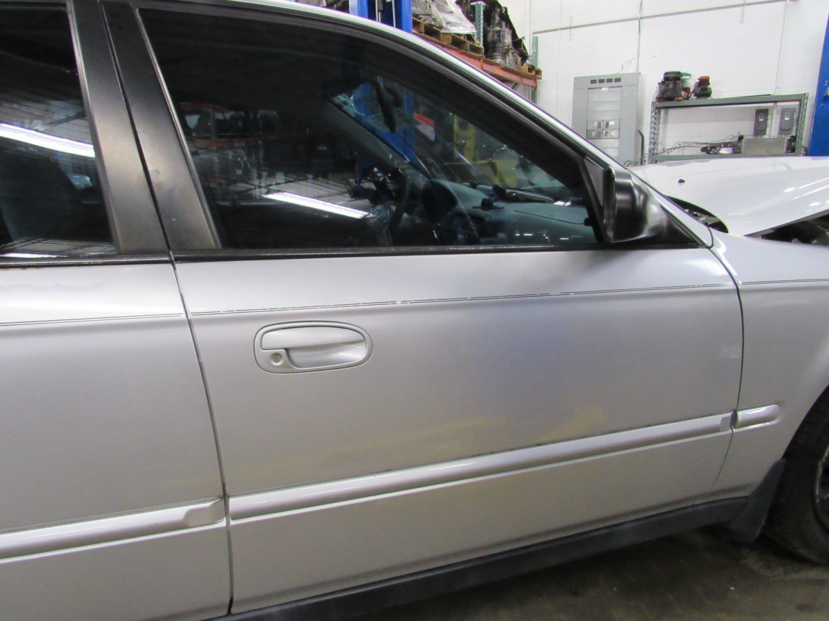 2000 Honda Civic - PART OUT — photo 5