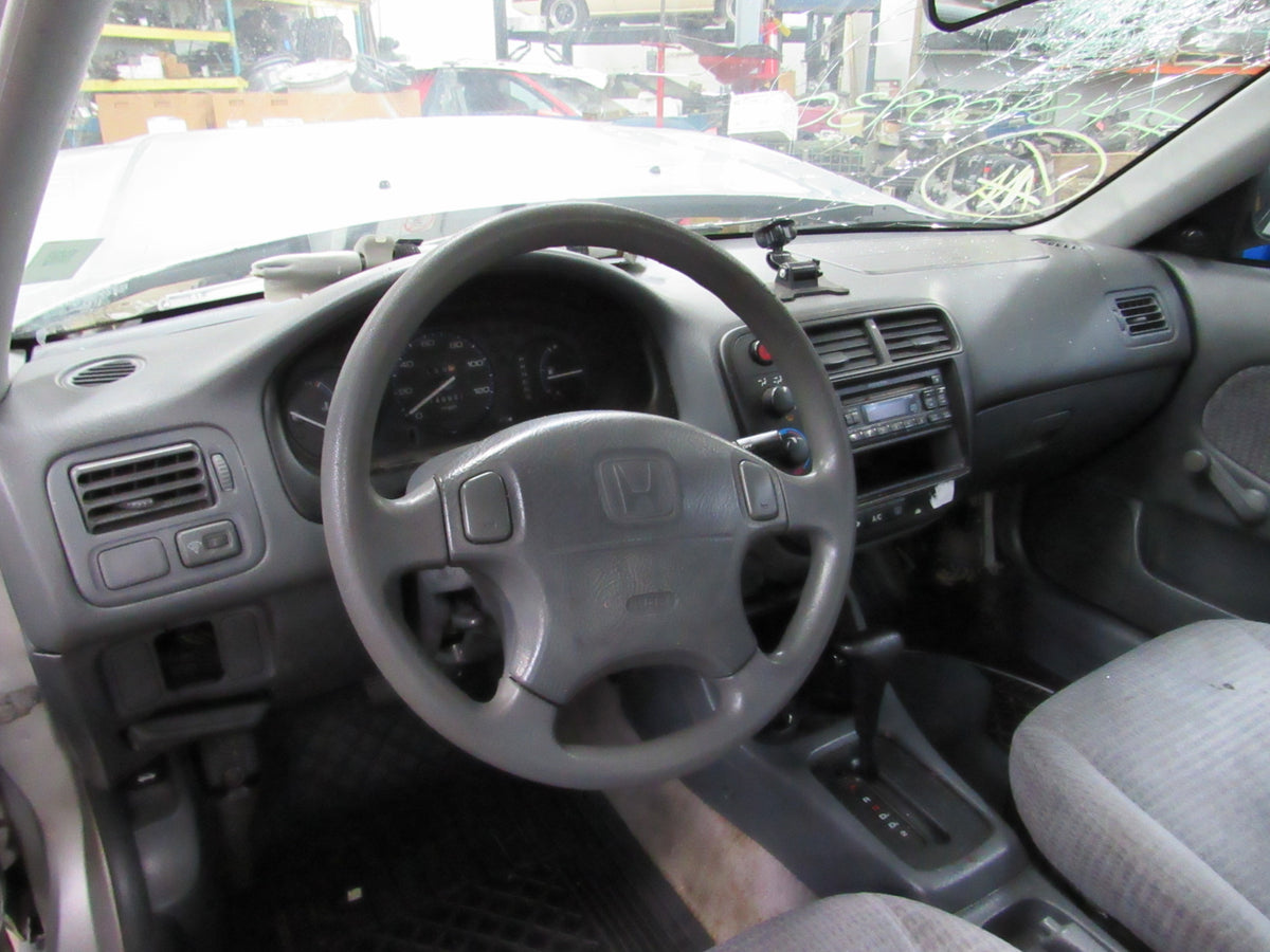 2000 Honda Civic - PART OUT — photo 10