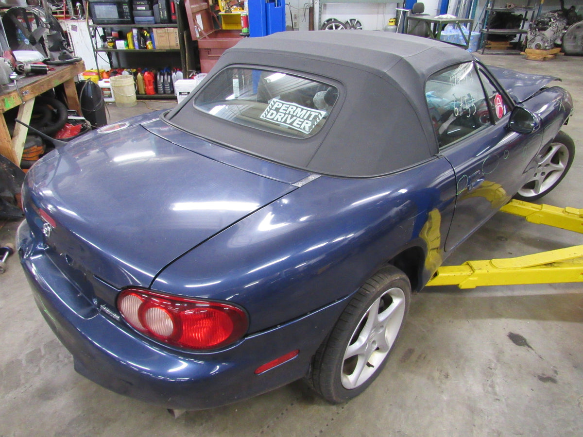 2003 Mazda Miata MX-5 NB - PART OUT — photo 3