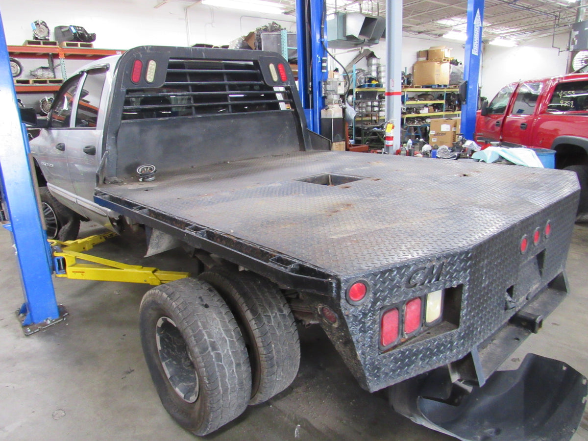 2004 Dodge Ram 3500 - PART OUT — photo 6