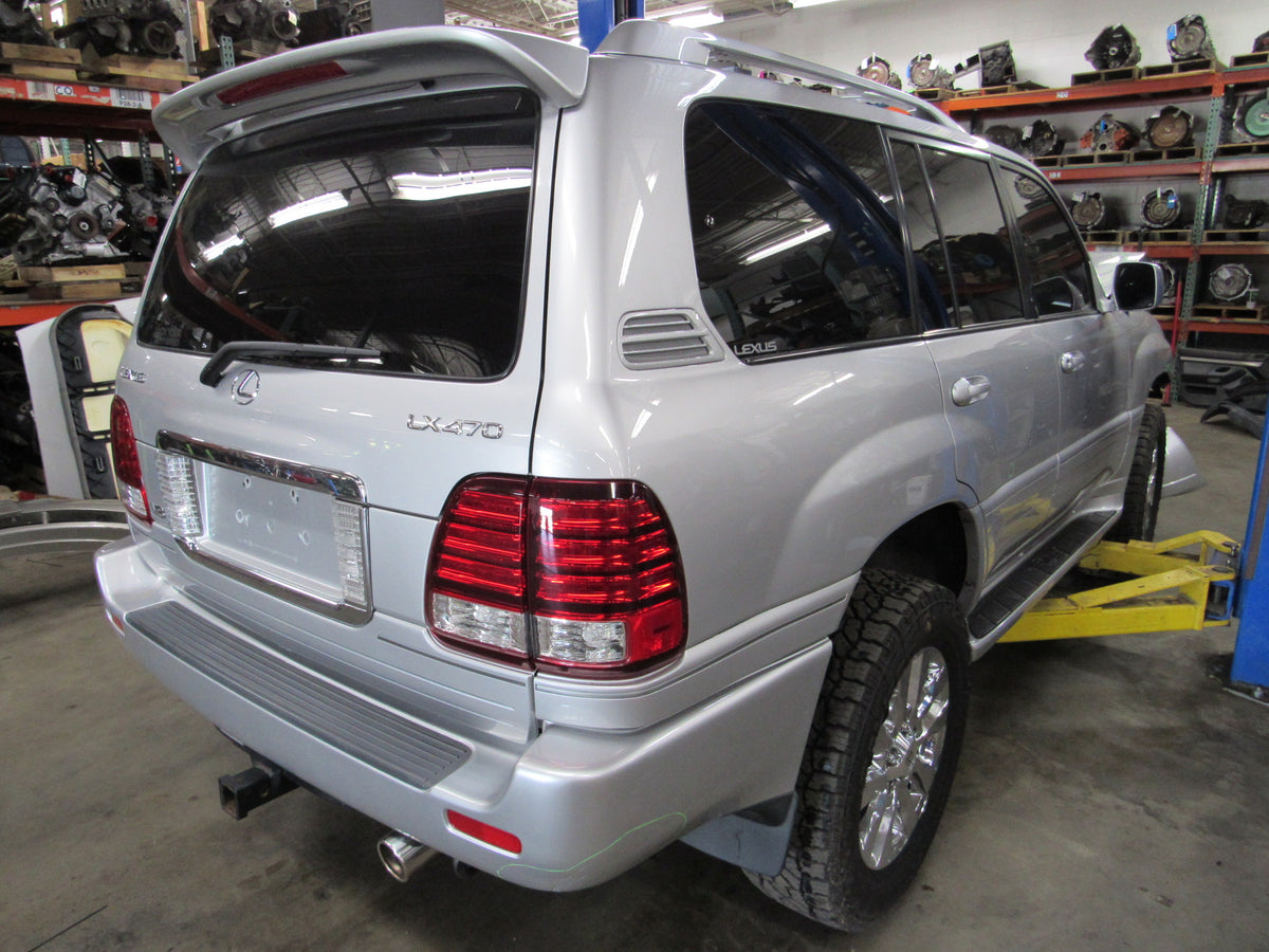 2006 Lexus LX470 - PART OUT — photo 4
