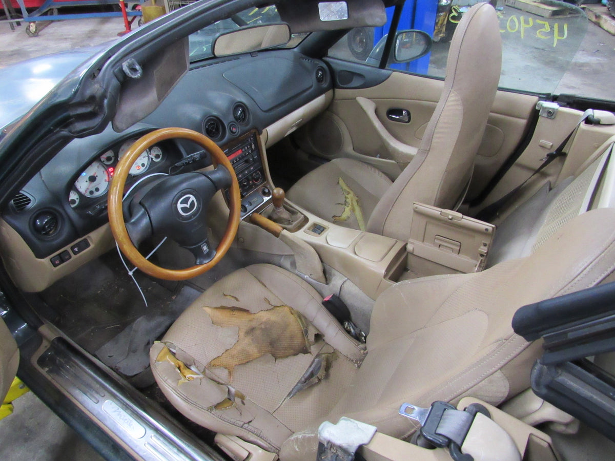 2001 MIATA SE MX-5 - PART OUT — photo 8