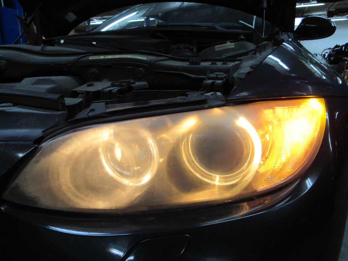 2009 BMW 335i E93 - PART OUT — photo 7