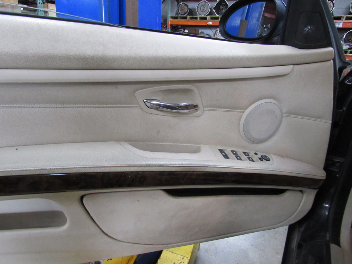 2009 BMW 335i E93 - PART OUT — photo 10