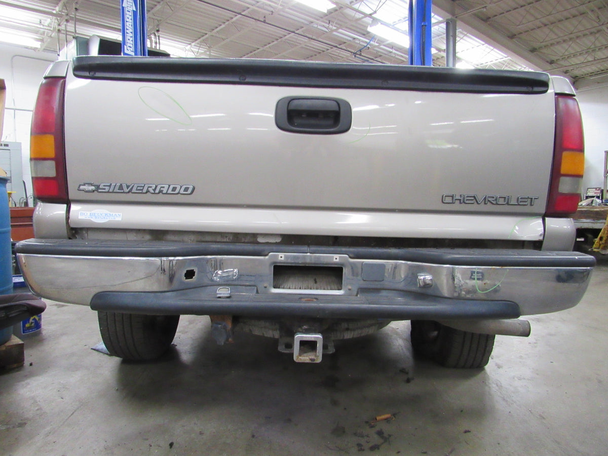2002 Chevrolet Silverado 1500 GMT800 4X4 - PART OUT — photo 7