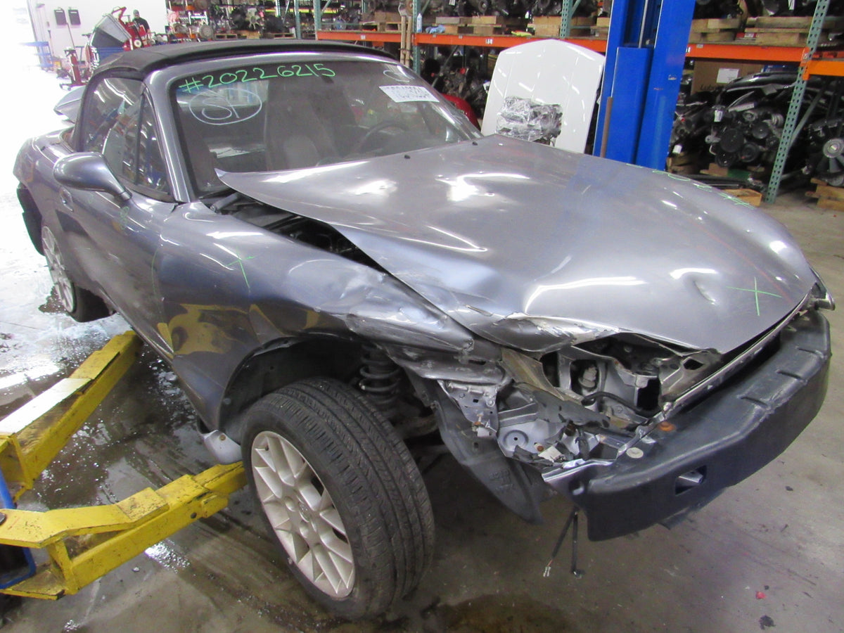 2002 Mazda Miata MX-5 SE - PART OUT — photo 2