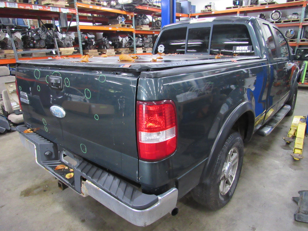 2006 Ford F-150 - PART OUT — photo 4