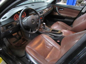 2007 BMW 335i E90 RWD Sedan - Part Out — photo 6