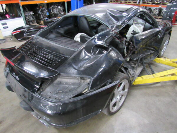 2003 Porsche 911 Turbo 996 - Part Out — photo 3
