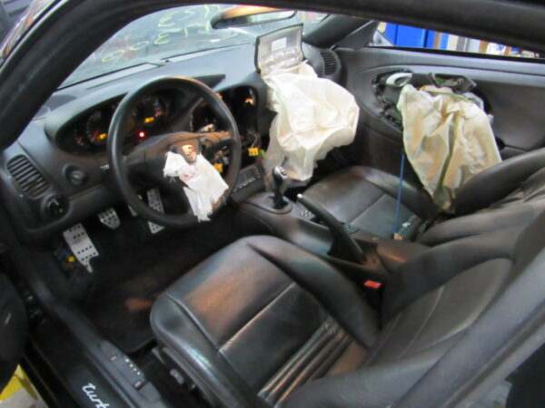 2003 Porsche 911 Turbo 996 - Part Out — photo 6